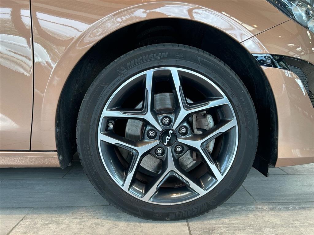 Kia Ceed SW 1,6 GDI PHEV Plugin-hybrid Upgrade DCT 141HK Stc 6g Aut. - Image 4