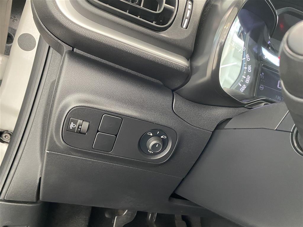 Citroën C3 1,2 PureTech Shine Ltd. 83HK 5d - Image 14