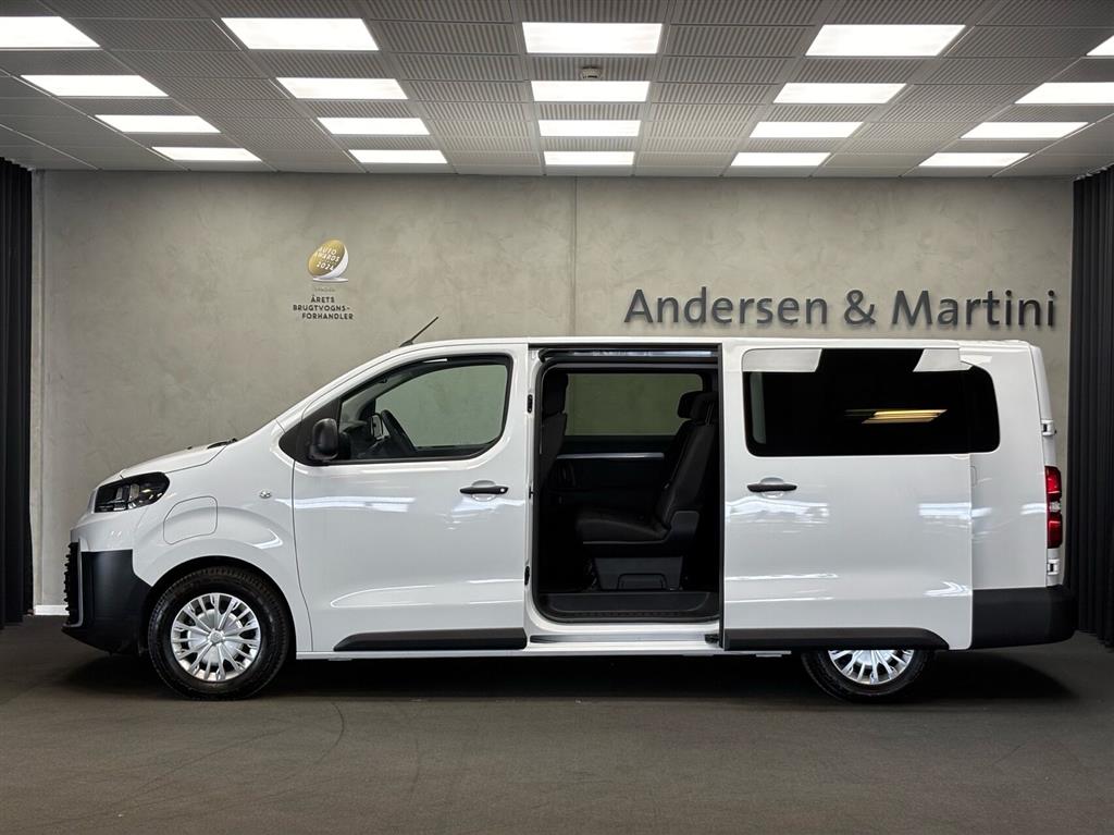 Toyota Proace Verso Electric Long EL Shuttle To skydedøre 136HK Aut. - Image 4