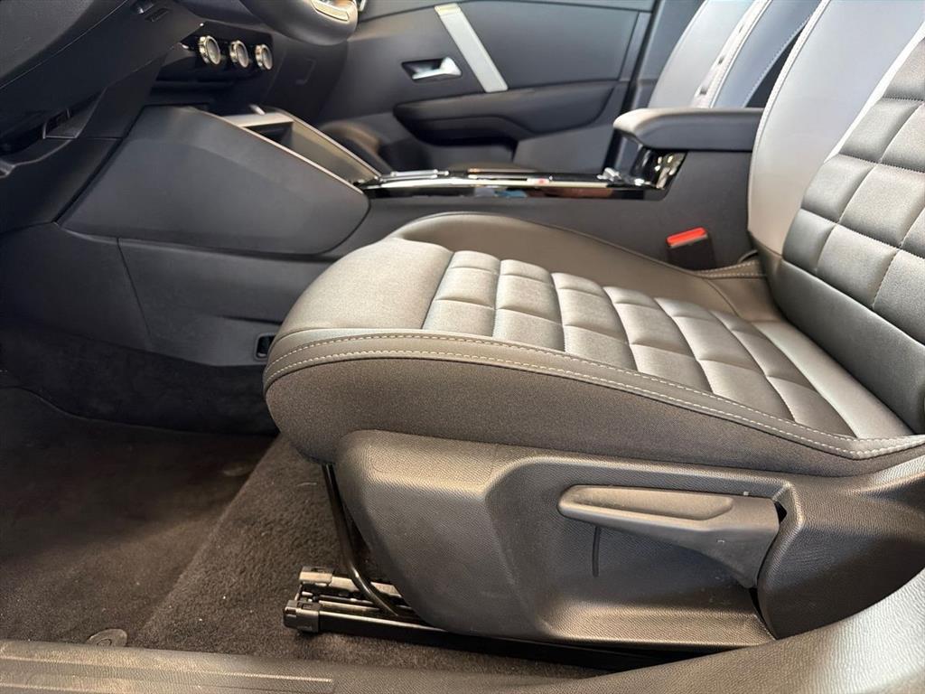 Citroën e-C4 X EL Max 136HK 5d Aut. - Image 19