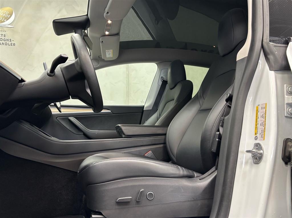 Tesla Model Y EL Long Range AWD 514HK 5d Aut. - Image 8