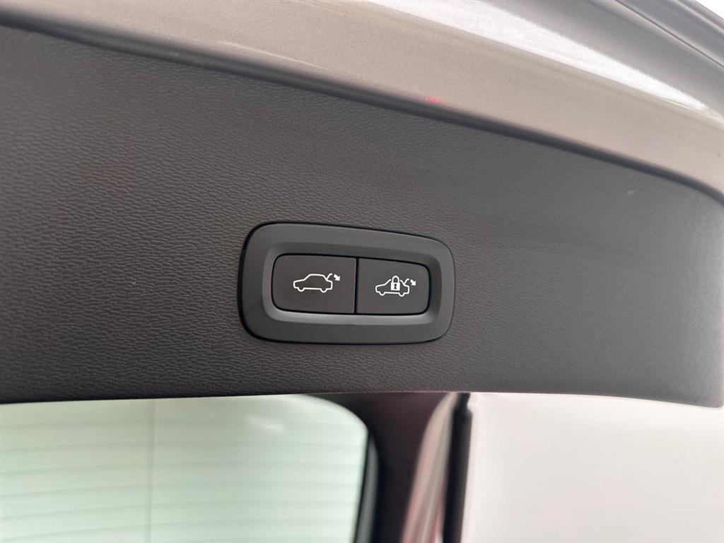 Volvo C40 P8 Recharge Twin Plus AWD 408HK 4d Aut. - Image 18