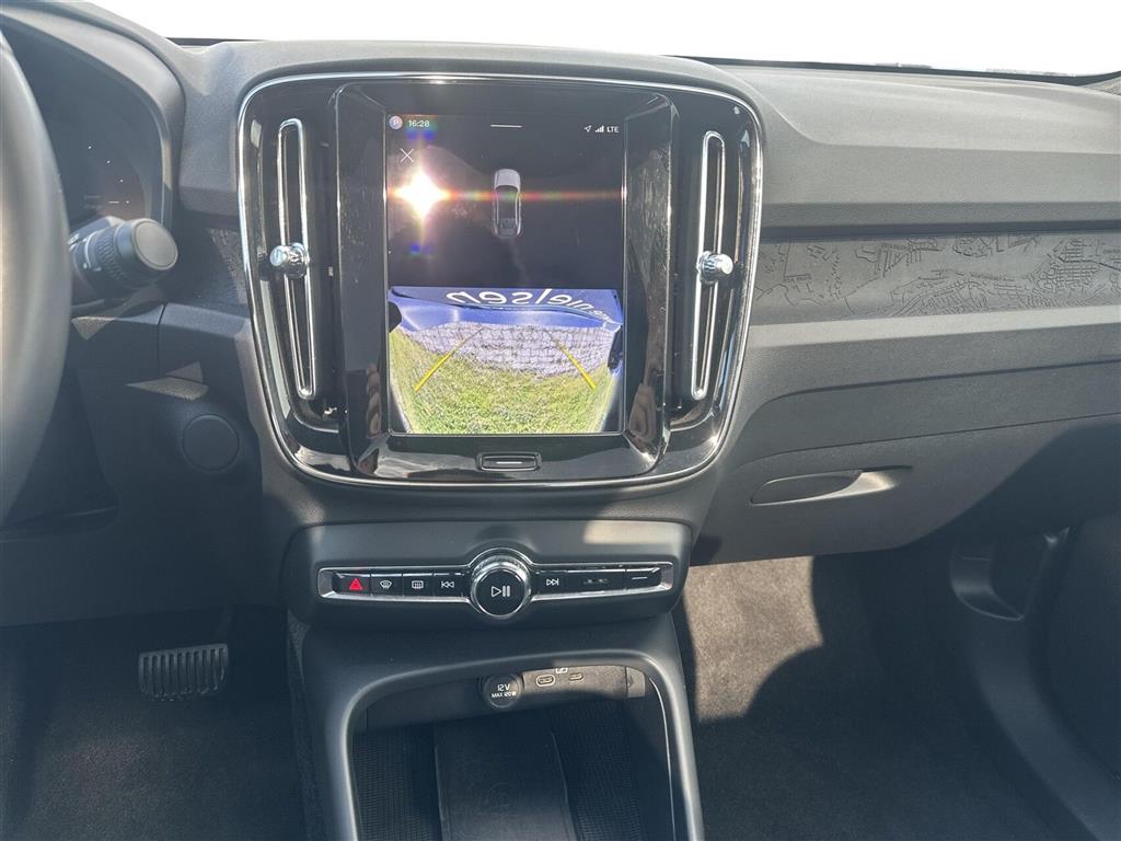 Volvo C40 Recharge Extended Range Core 252HK 5d Aut. - Image 13