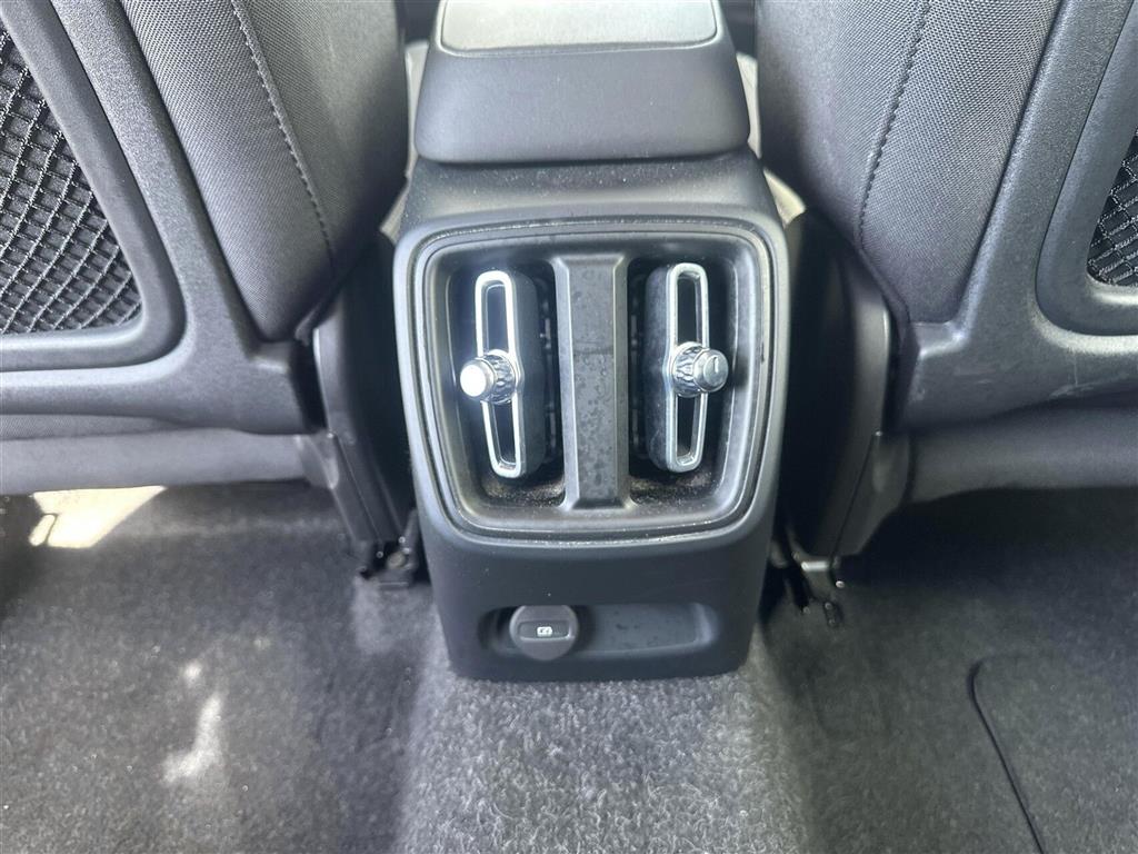 Volvo C40 Recharge Extended Range Core 252HK 5d Aut. - Image 15