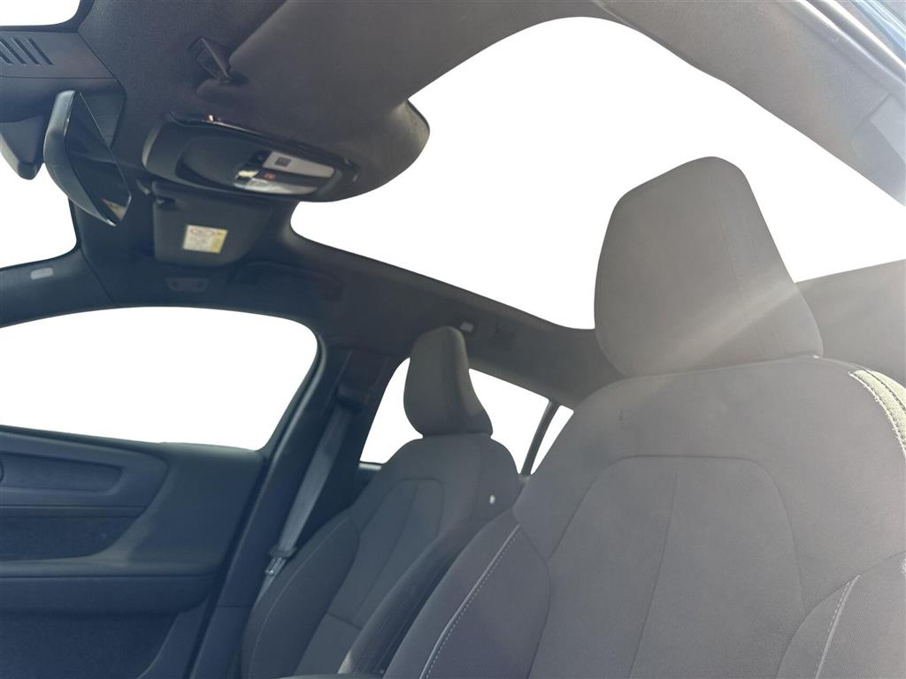 Volvo C40 Recharge Extended Range Core 252HK 5d Aut. - Image 16