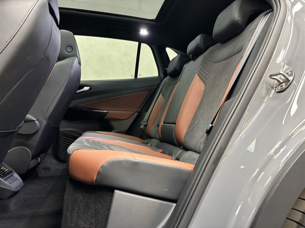 VW ID.4 EL Style 4Motion 286HK 5d Aut. - Image 13