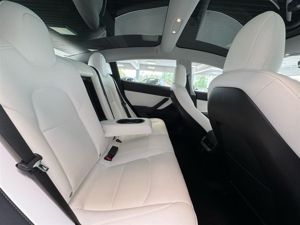 Tesla Model 3 EL Performance AWD 513HK Aut. - Image 11