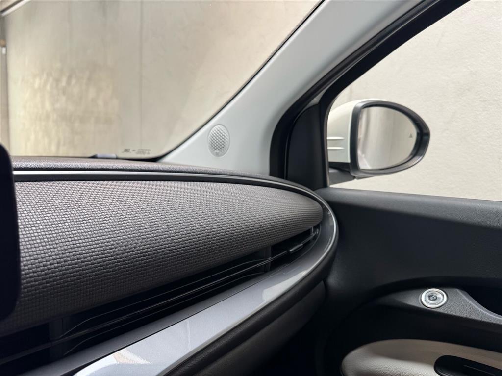 Fiat 500e EL La Prima By Bocelli 118HK 3d Aut. - Image 18