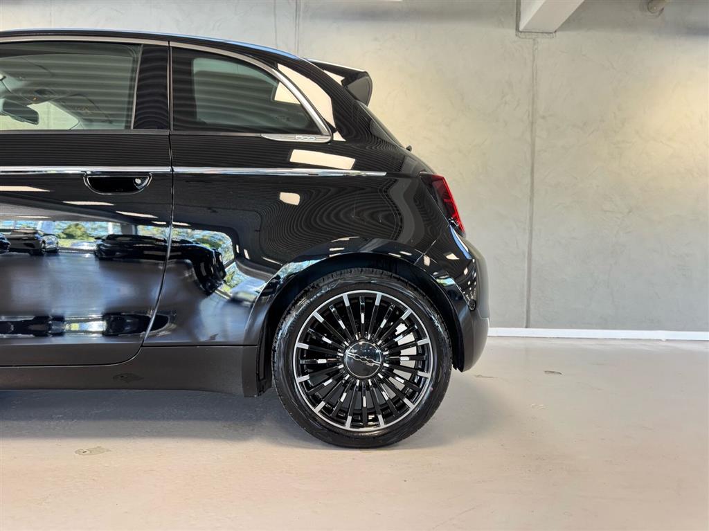 Fiat 500e EL La Prima By Bocelli 118HK 3d Aut. - Image 4