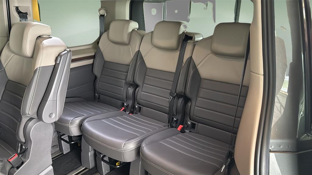 VW Multivan Kort 1,4 TSI Plugin-hybrid Style DSG 218HK 6g Aut. - Image 9