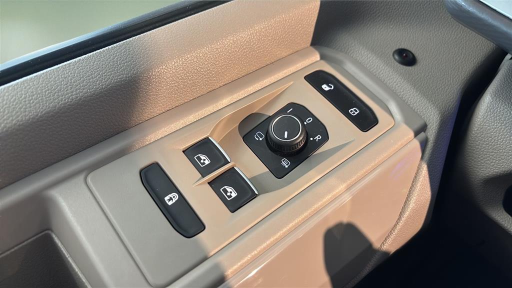 VW Multivan Kort 1,4 TSI Plugin-hybrid Style DSG 218HK 6g Aut. - Image 22