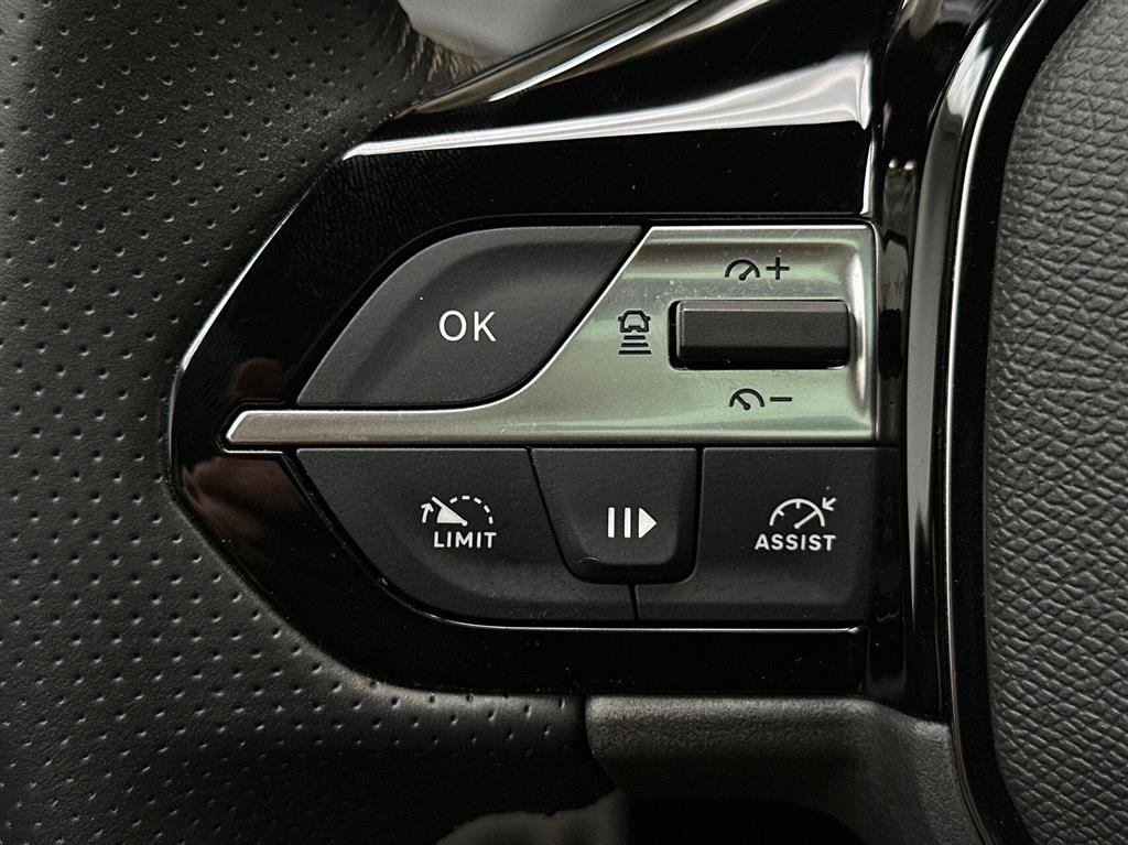 Peugeot e-308 EL GT 156HK 5d Aut. - Image 15