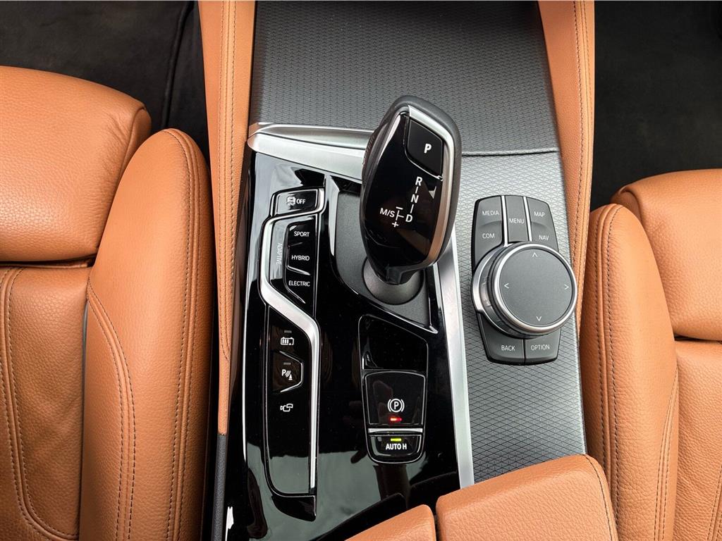 BMW 545e 3,0 Plugin-hybrid M-Sport Plus XDrive Steptronic 395HK 8g Aut. - Image 15