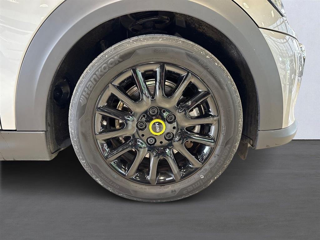 Mini Cooper SE EL Premium Plus 184HK 3d Aut. - Image 9