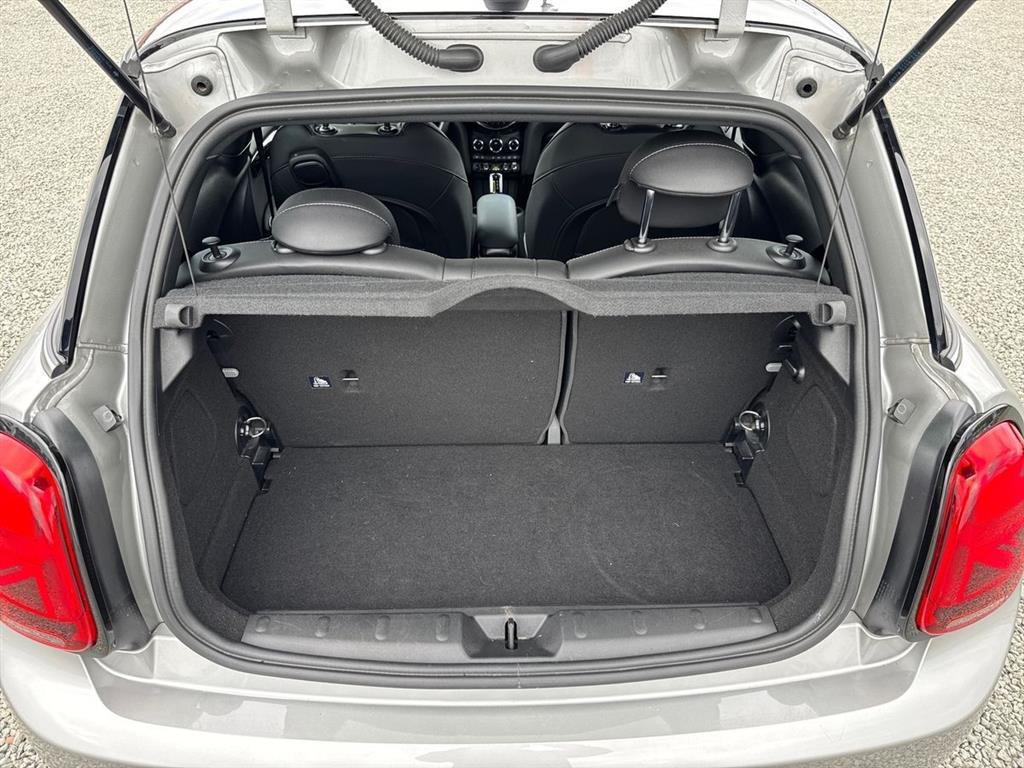 Mini Cooper SE EL Premium Plus 184HK 3d Aut. - Image 16