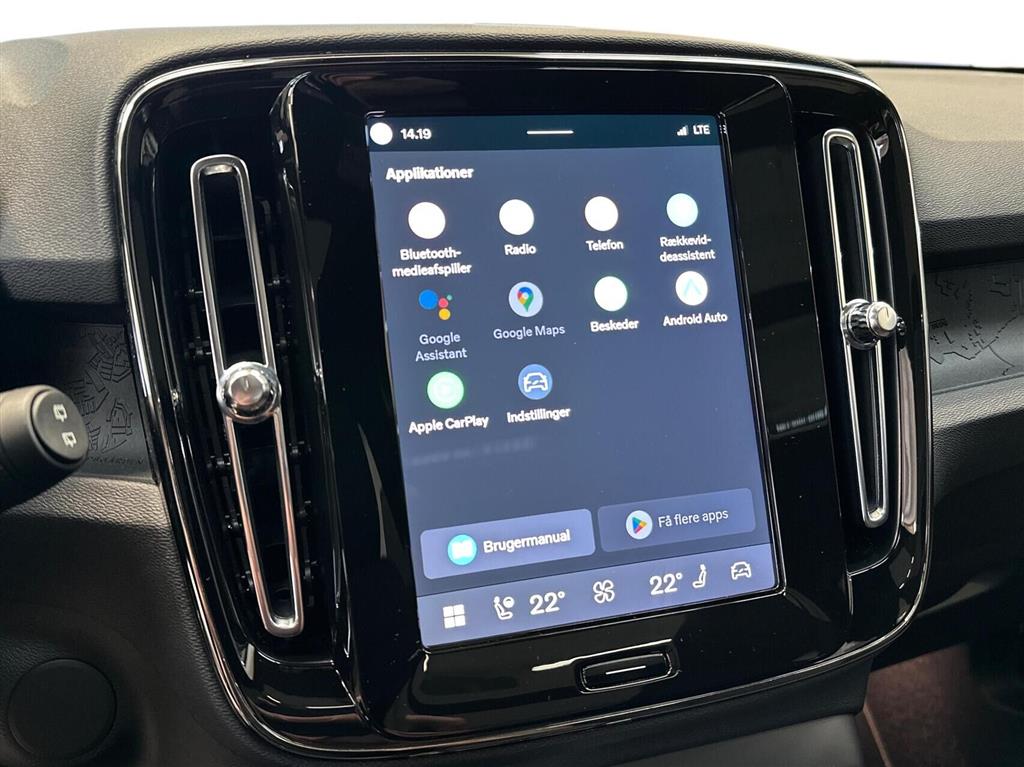 Volvo XC40 Recharge Extended Range Ultimate 252HK 5d Aut. - Image 13