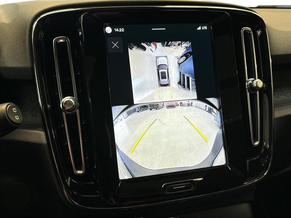 Volvo XC40 Recharge Extended Range Ultimate 252HK 5d Aut. - Image 19