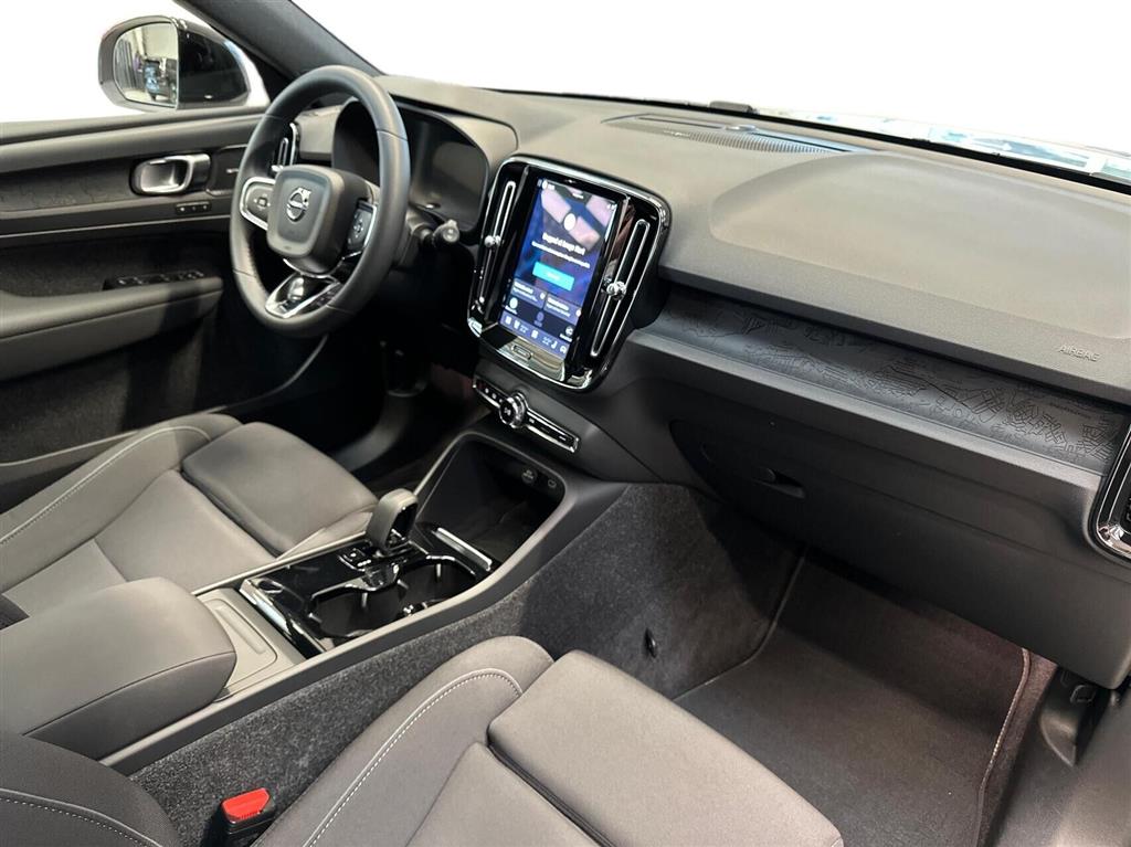Volvo XC40 Recharge Extended Range Ultimate 252HK 5d Aut. - Image 5