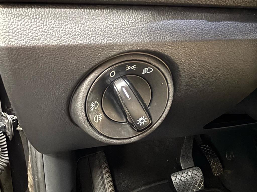 Skoda Citigo 1,0 MPI Ambition 75HK 5d Aut. - Image 11