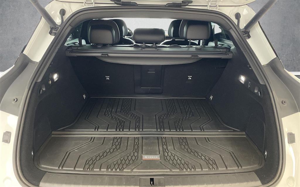 Zeekr 7X EL Privilege AWD 639HK 5d Aut. - Image 17