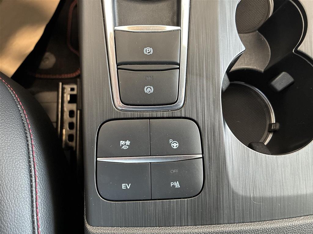 Ford Kuga 2,5 Plugin-hybrid ST-Line X CVT 225HK 5d Trinl. Gear - Image 16