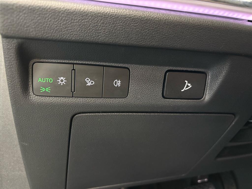 Skoda Enyaq 80 iV Premium 204HK 5d Aut. - Image 18
