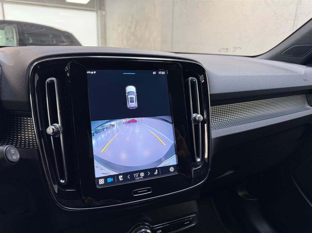 Volvo XC40 Recharge Twin Engine Plus AWD 408HK 5d Aut. - Image 13