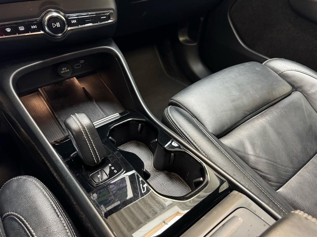 Volvo XC40 Recharge Twin Engine Plus AWD 408HK 5d Aut. - Image 16