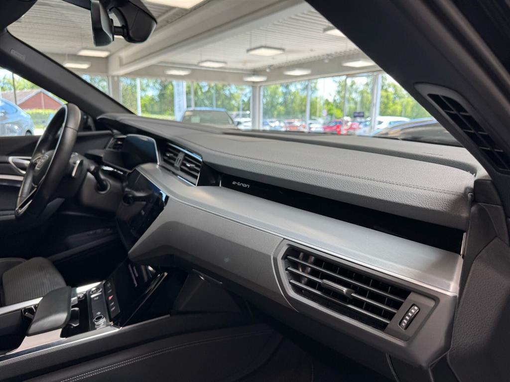 Audi E-tron 55 Advanced Quattro 408HK 5d Aut. - Image 8