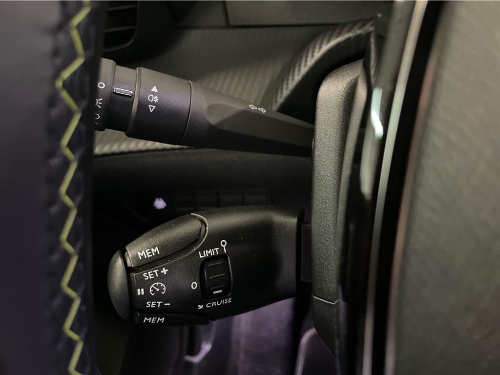 Peugeot e-208 EL GT 136HK 5d Aut. - Image 11