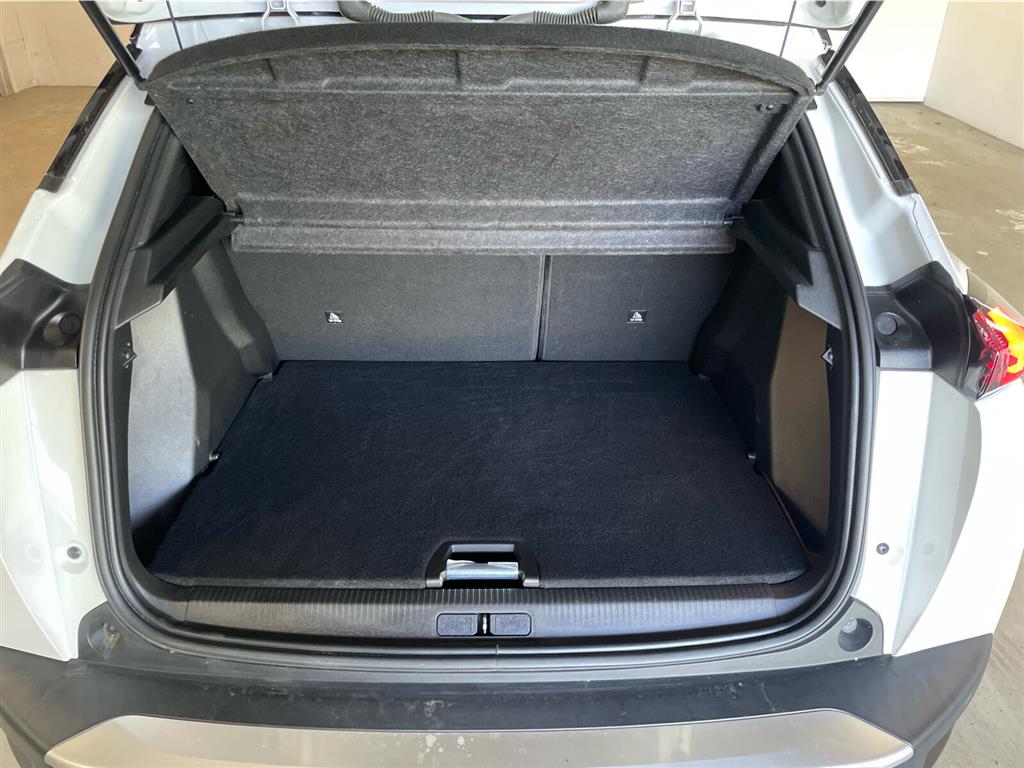 Peugeot e-2008 EL Allure 136HK 5d Aut. - Image 17