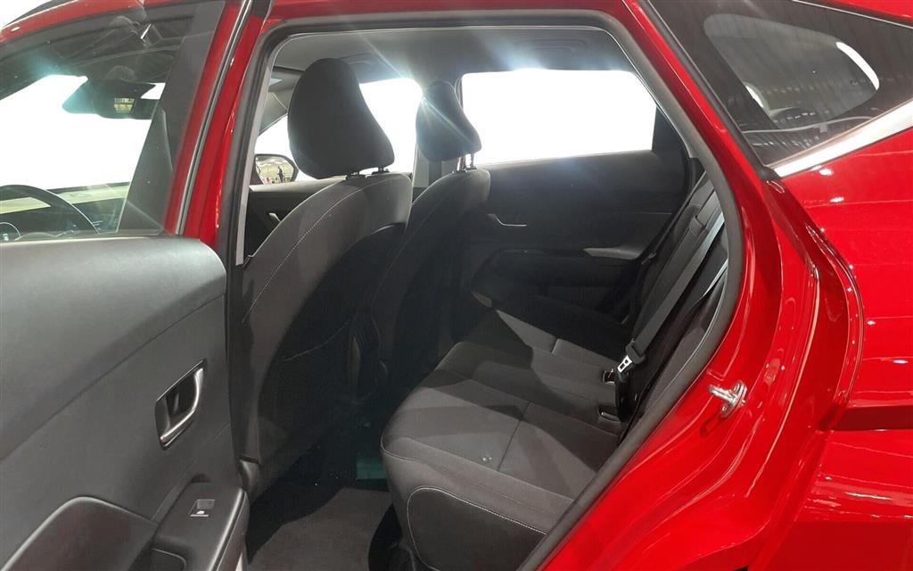 Hyundai Kona Electric 65,4 kWh Essential Long Range 217HK 5d Aut. - Image 10