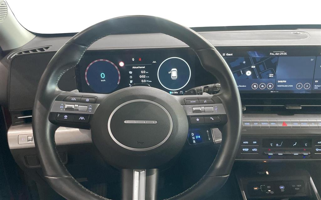 Hyundai Kona Electric 65,4 kWh Essential Long Range 217HK 5d Aut. - Image 12