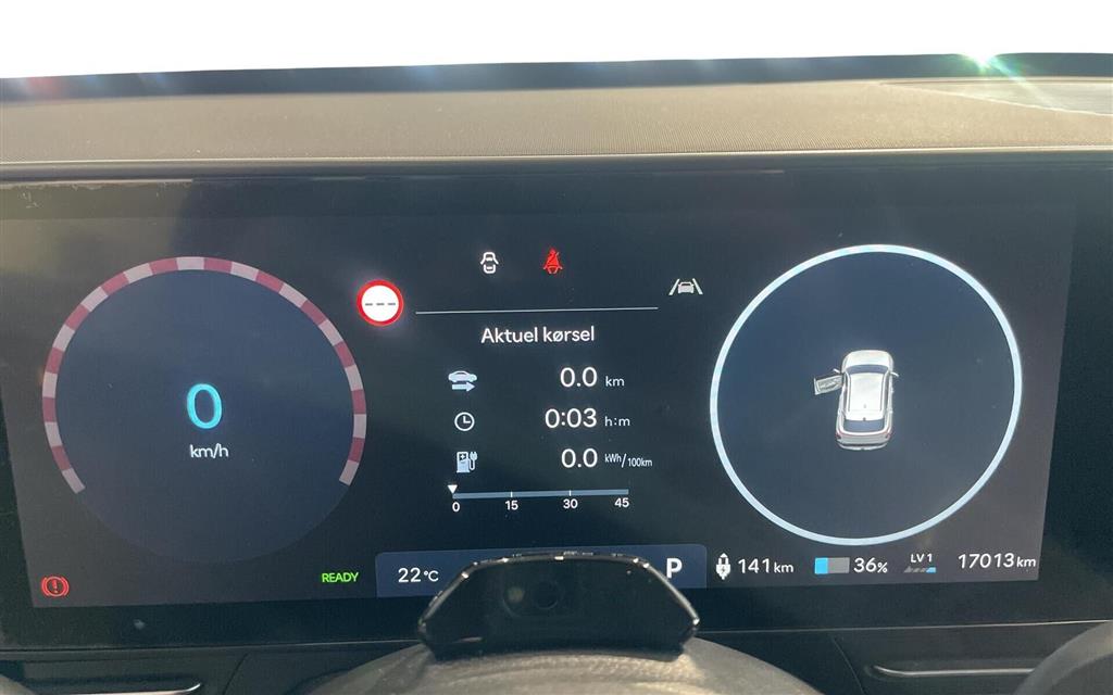 Hyundai Kona Electric 65,4 kWh Essential Long Range 217HK 5d Aut. - Image 18