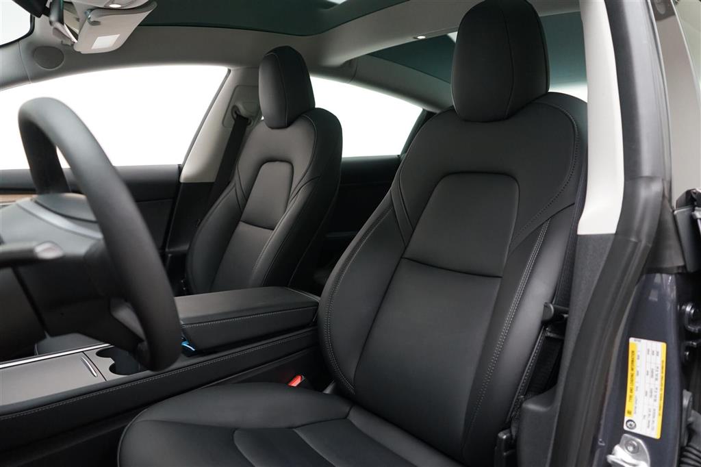 Tesla Model Y EL Long Range AWD 514HK 5d Aut. - Image 10