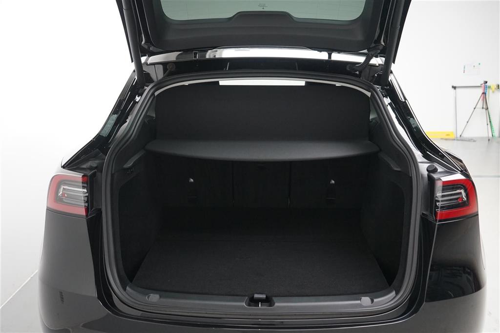 Tesla Model Y EL Long Range AWD 514HK 5d Aut. - Image 15