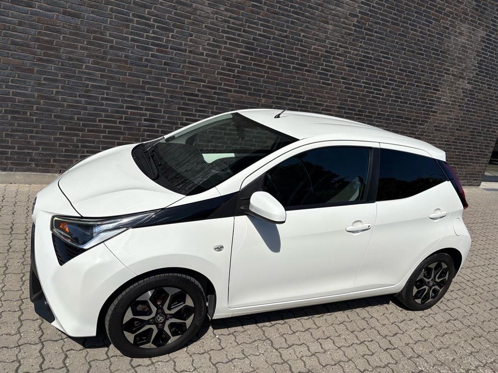 Toyota Aygo 1,0 VVT-I X-Press 72HK 5d - Image 4