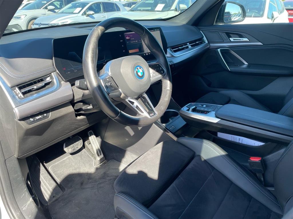 BMW iX1 eDrive20 EL M-Sport 204HK 5d Aut. - Image 5