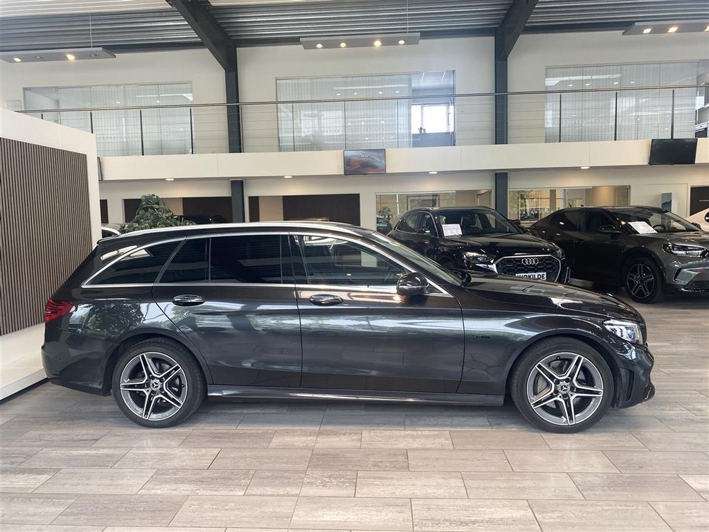 Mercedes-Benz C300 de T 2,0 CDI Plugin-hybrid AMG Line 9G-Tronic 306HK Stc Aut. - Image 3