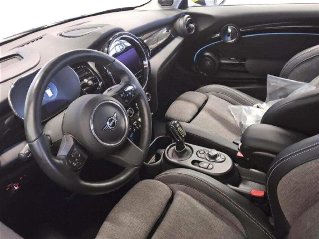 Mini Cooper SE EL Maximise 184HK 3d Aut. - Image 3