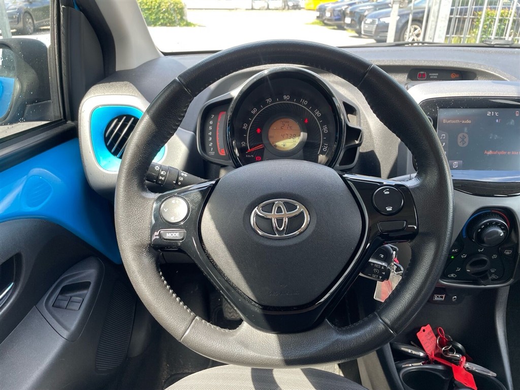 Toyota Aygo 1,0 VVT-I X-plore DAB+ 72HK 5d - Image 9