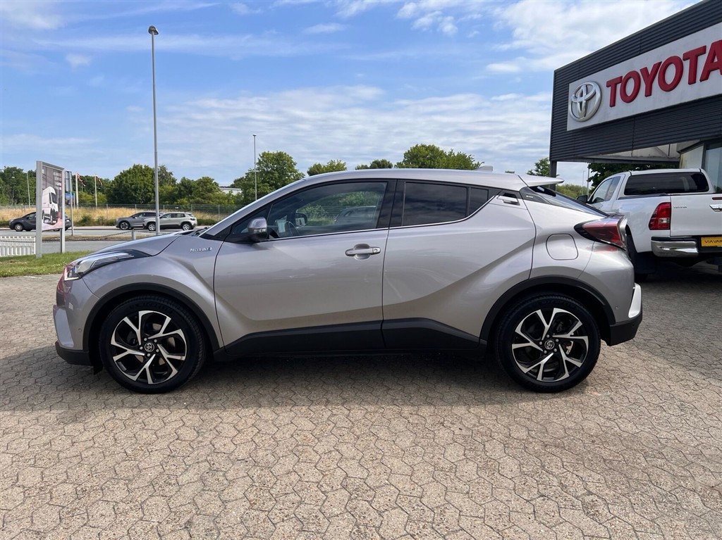 Toyota C-HR 1,8 Hybrid C-LUB Premium Selected Multidrive S 122HK 5d Aut. - Image 2