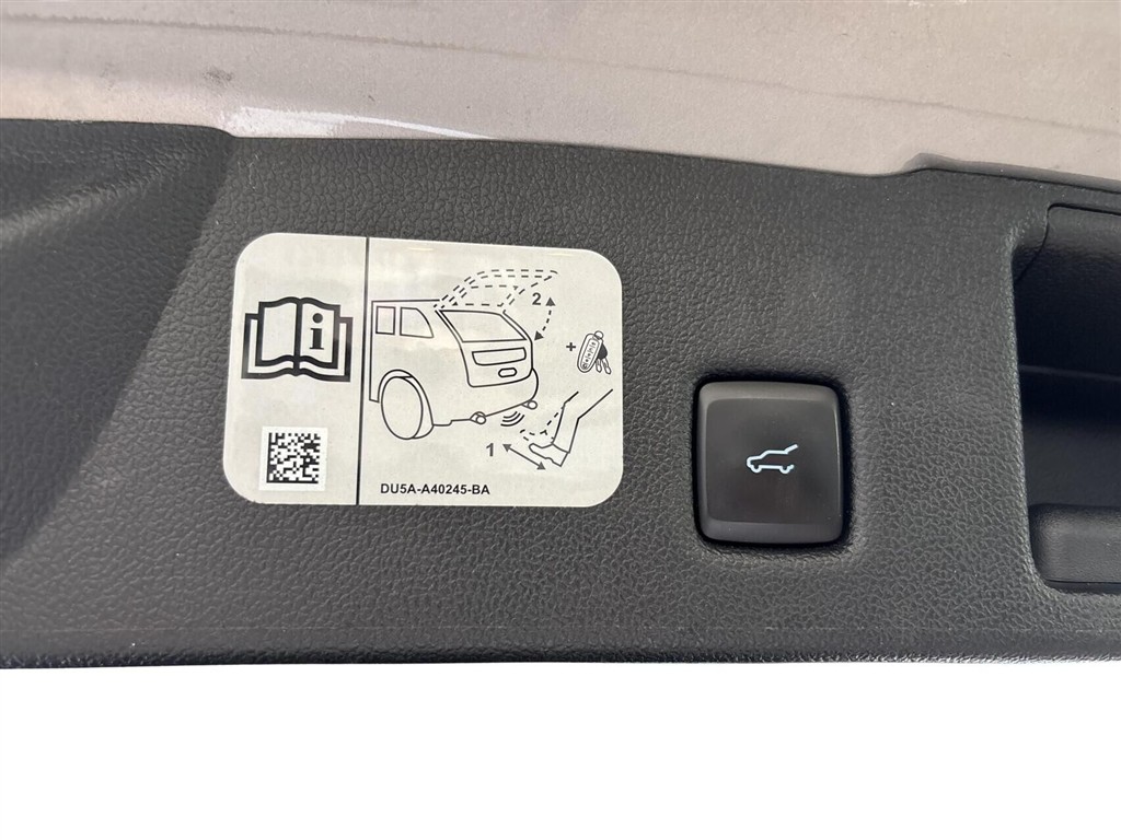 Ford Kuga 2,5 Plugin-hybrid Titanium X CVT 225HK 5d Trinl. Gear - Image 15