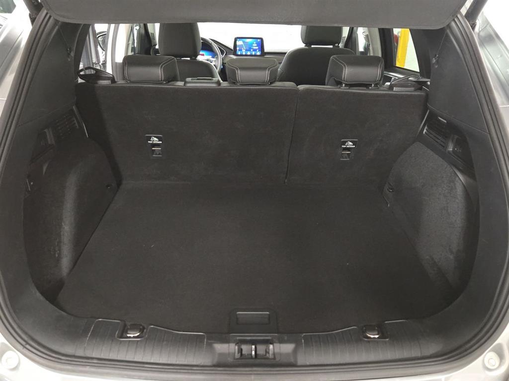 Ford Kuga 2,5 Plugin-hybrid Vignale CVT 225HK 5d Trinl. Gear - Image 13