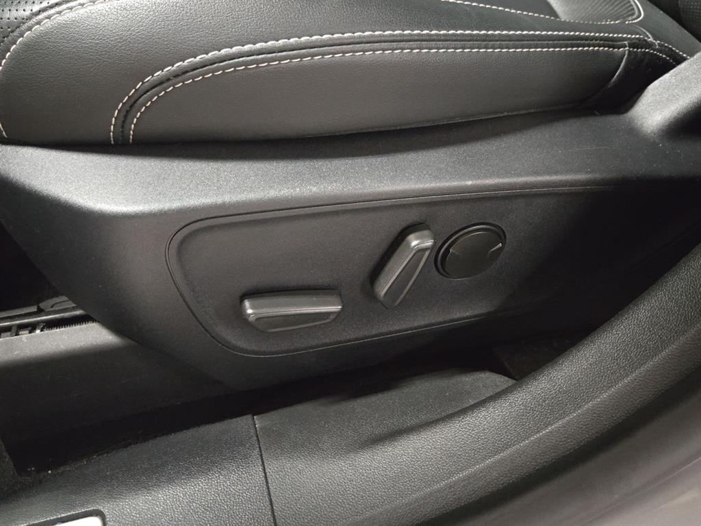 Ford Kuga 2,5 Plugin-hybrid Vignale CVT 225HK 5d Trinl. Gear - Image 21