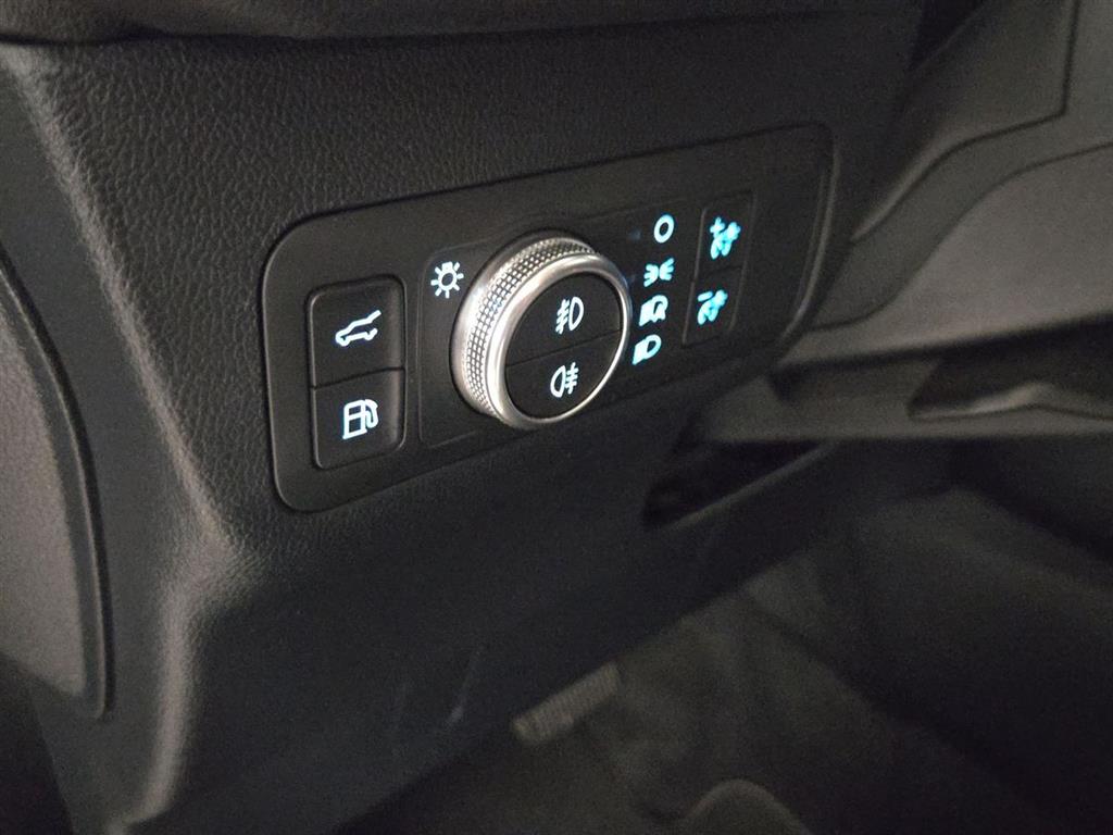 Ford Kuga 2,5 Plugin-hybrid Vignale CVT 225HK 5d Trinl. Gear - Image 23