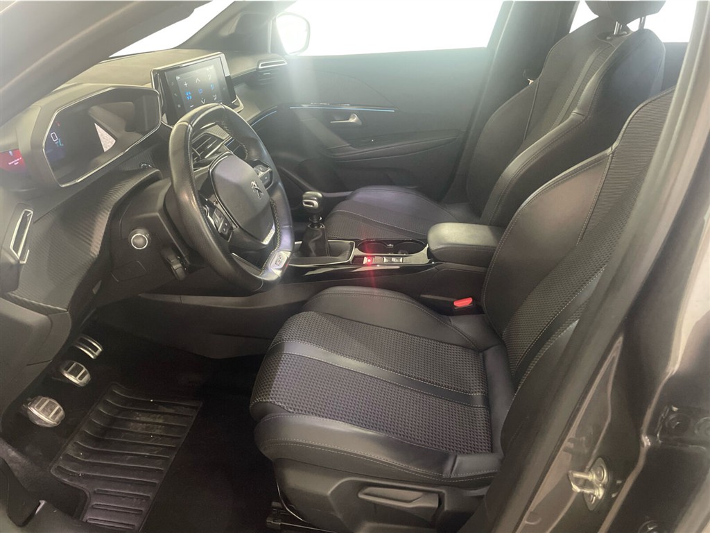 Peugeot 208 1,5 BlueHDi GT Line 102HK 5d 6g - Image 15
