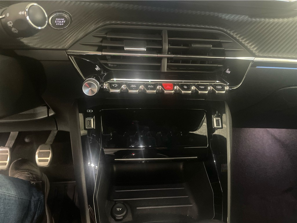 Peugeot 208 1,5 BlueHDi GT Line 102HK 5d 6g - Image 16