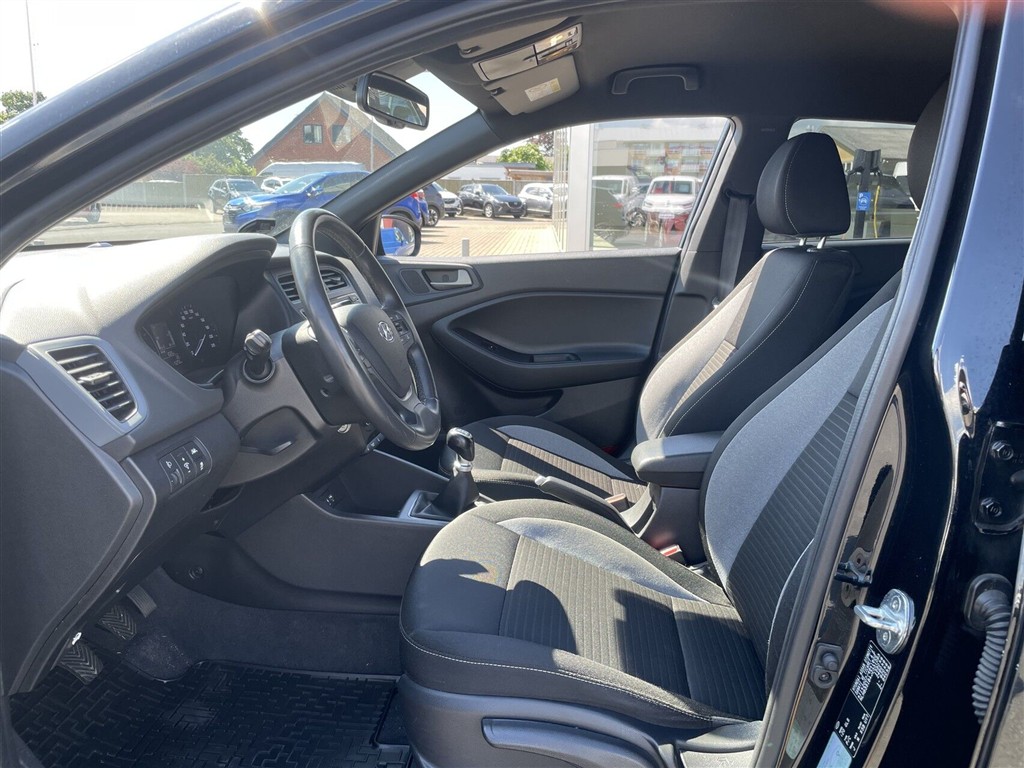 Hyundai i20 1,25 Vision Plus 84HK 5d - Image 8