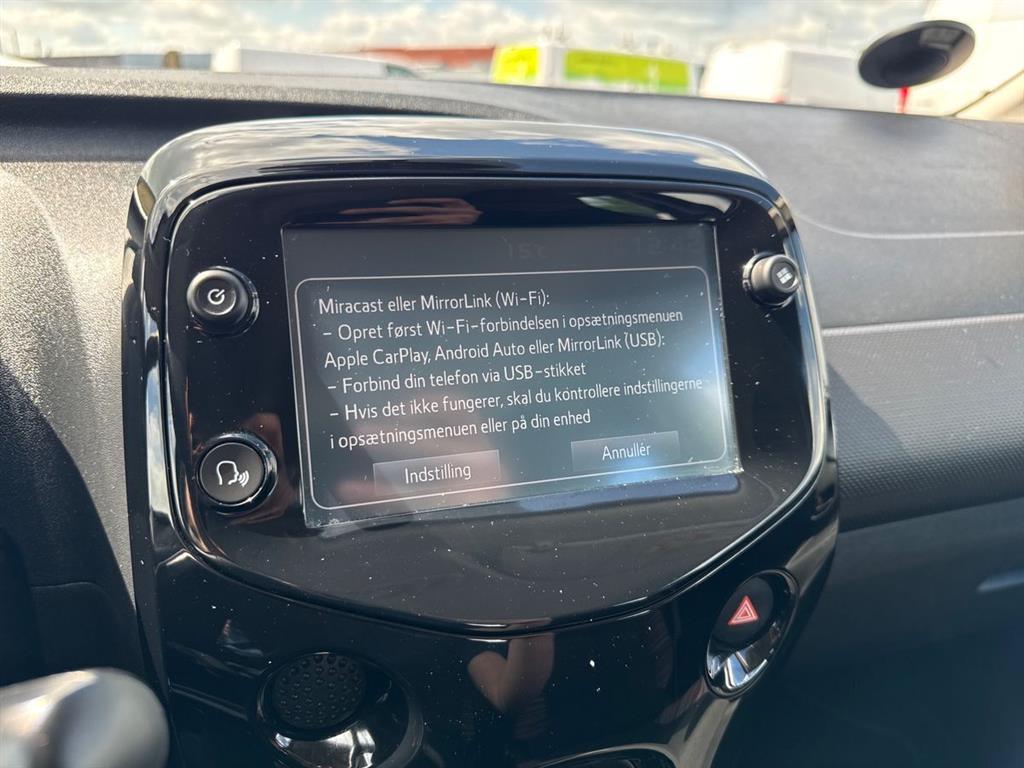 Citroën C1 1,0 VTi Shine 72HK 5d - Image 18